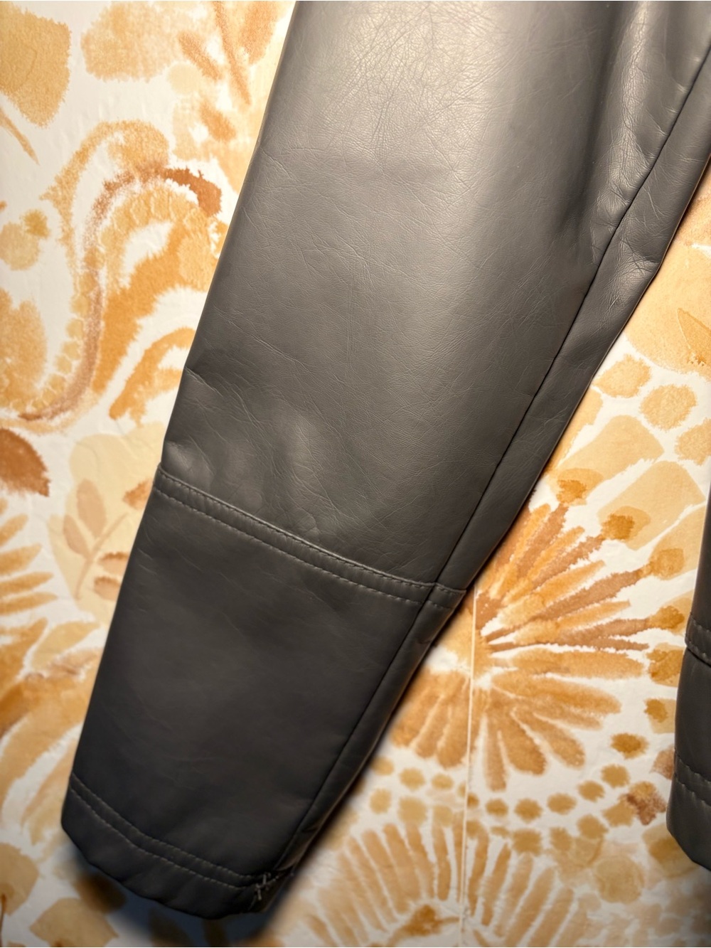 Faded Glory Black Faux Leather Moto Jacket Zip Pockets Women’s Edgy - Picture 8 of 13